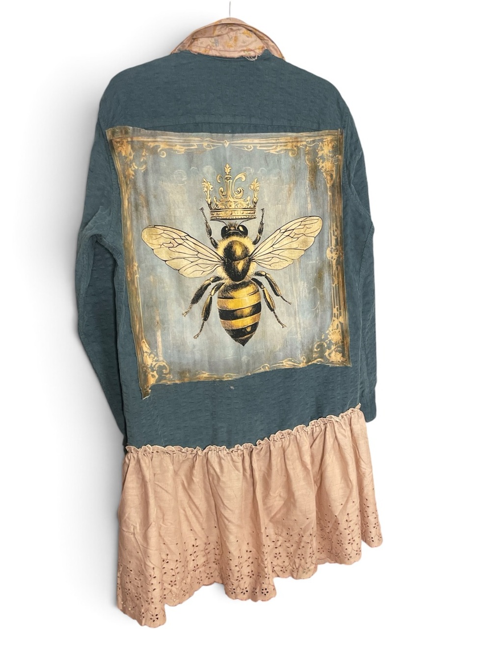 Boho Denim & Blush Ruffle Bee Upcycle Patch Tunic Jacket -Ptp 23 M/L - Picture 3 of 4